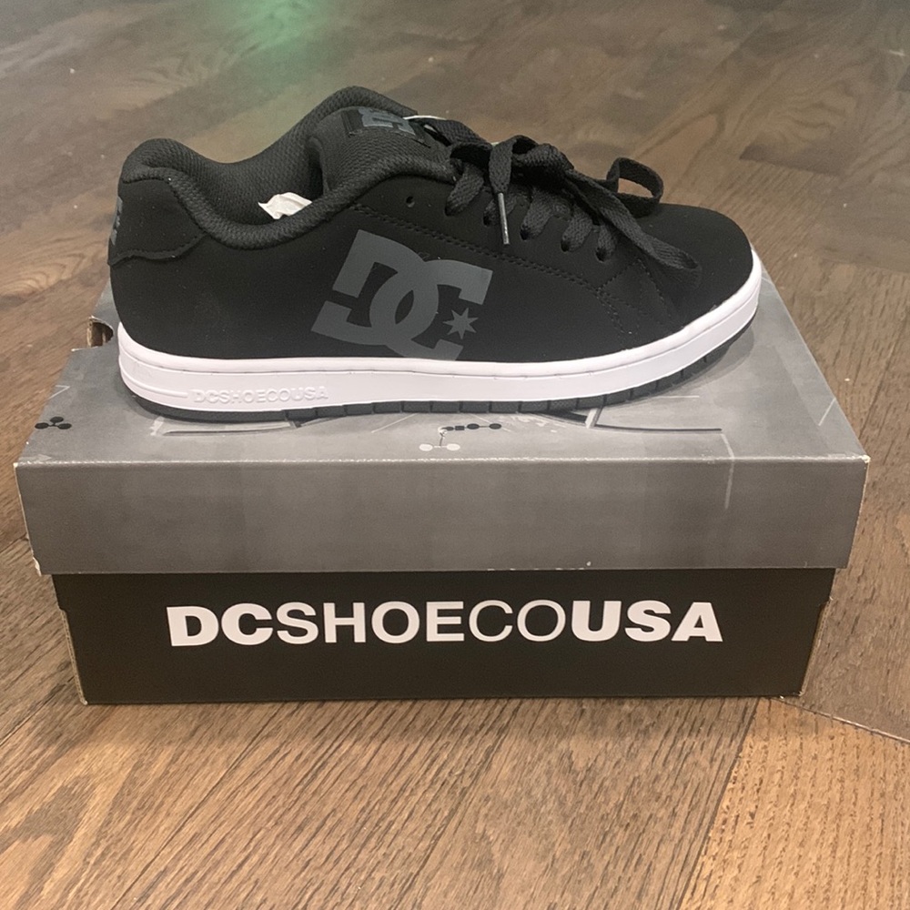DC shoe gaveler